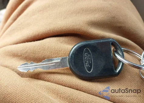 2004 Ford Freestar Limited из США, поврежденный, VIN 2FMDA58294BA83672